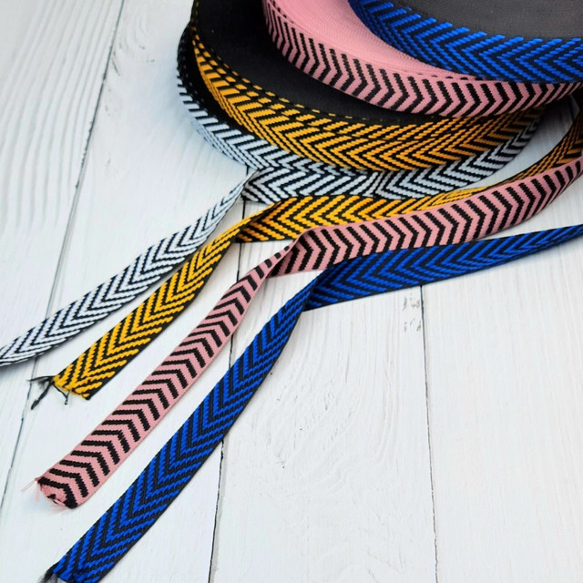 Тесьма трикотажная. : ""Кольорові сни""