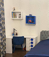 Стіл письмовий із полицями