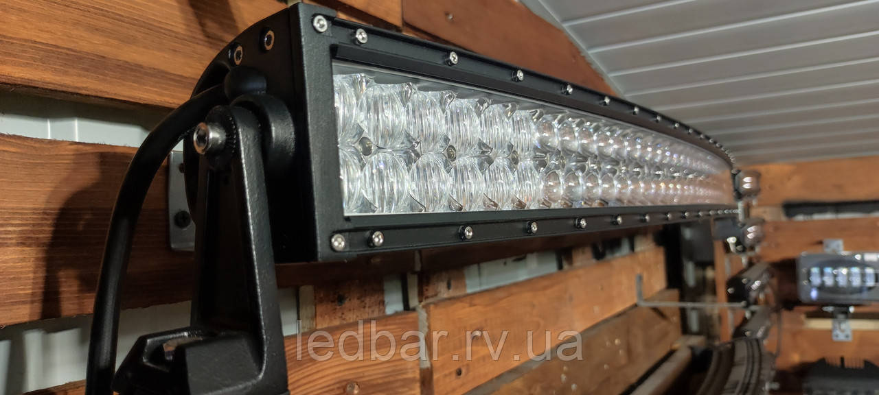 Світлодіодна LED балка вигнута 240 Вт