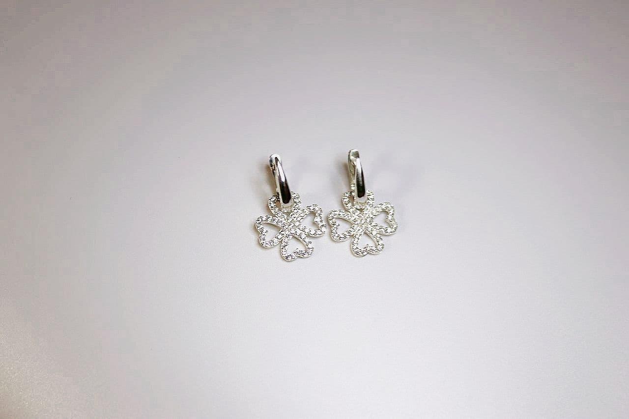 Срібні сережки висюльки Конюшина DARIY 219