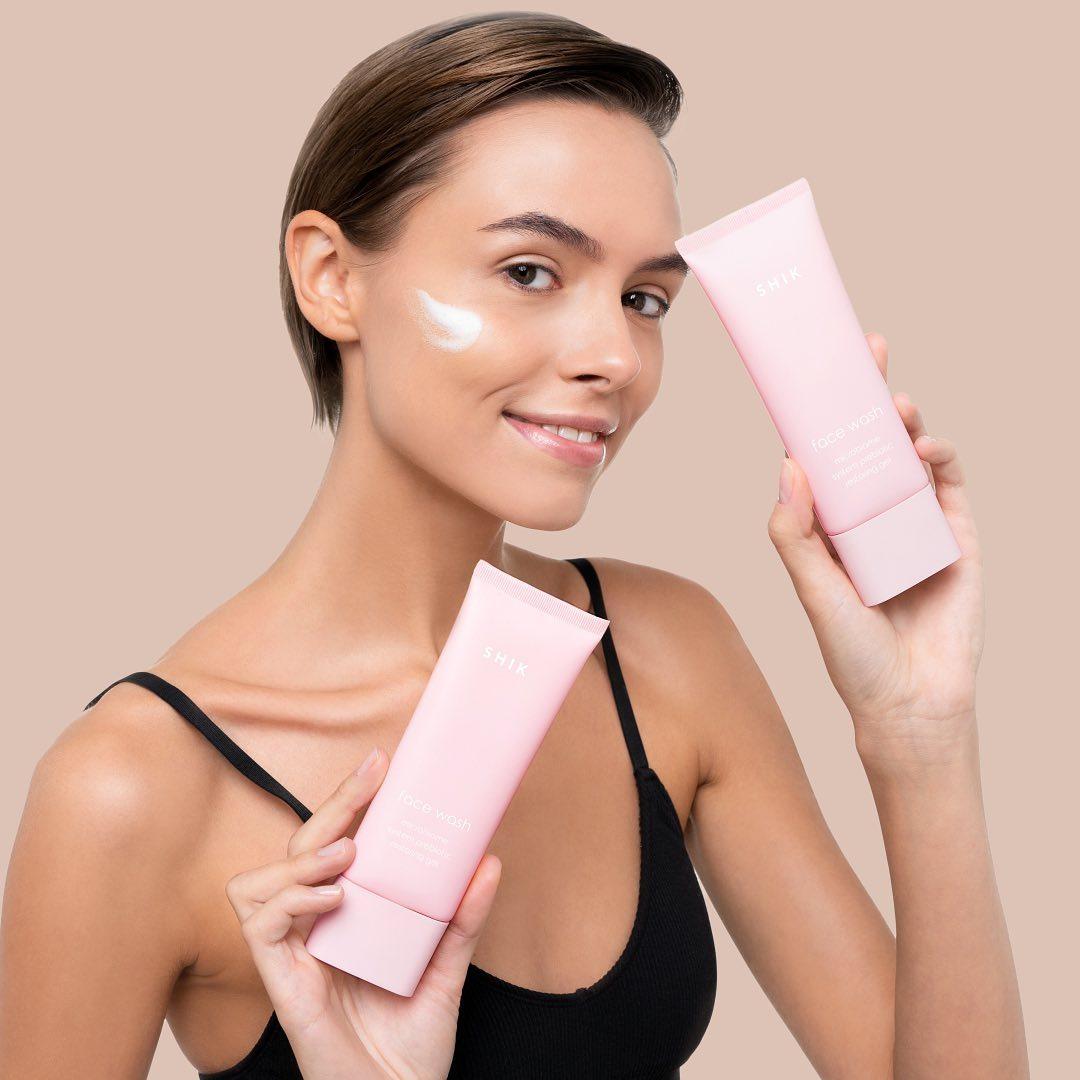 MICROBIOME SYSTEM PREBIOTIC RESTORING FACE WASH Гель для обличчя з ...