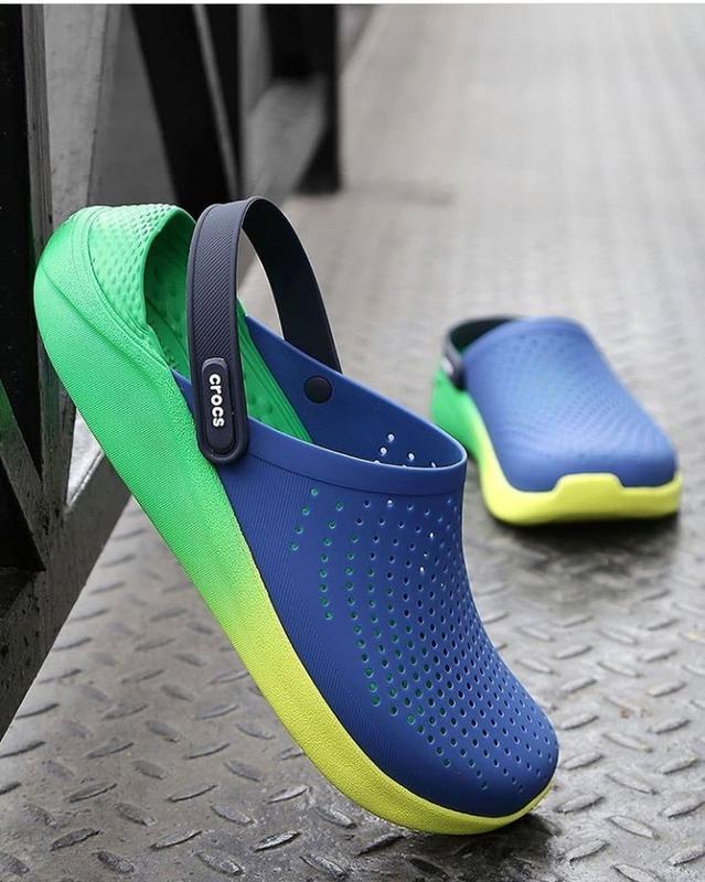 Crocs literide best sale navy blue