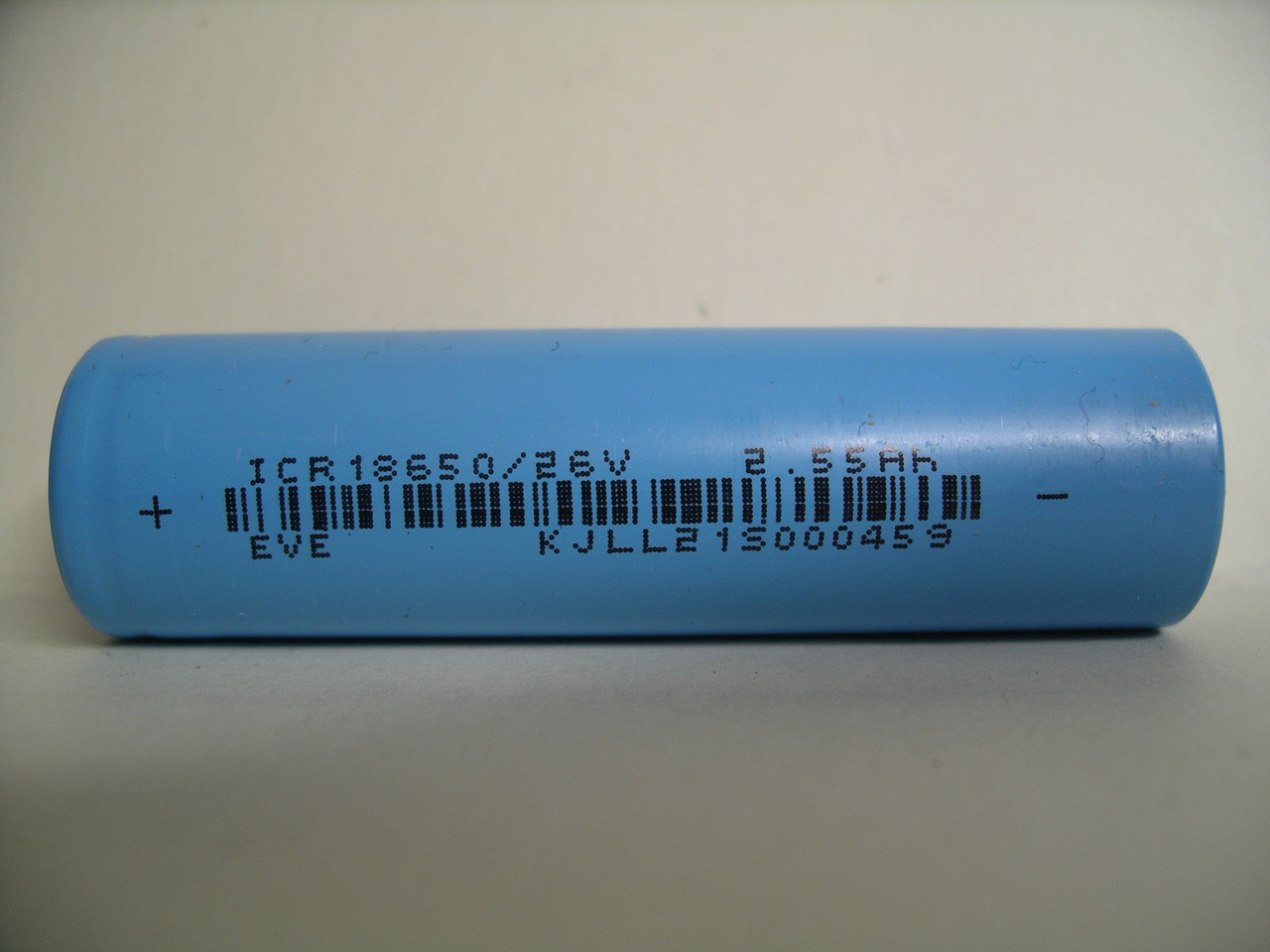 Акумулятор EVE ICR18650-26V 2500mah 3.7 V 8 A Li-ion