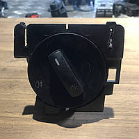 Переключател /включатель света фар, противотуманных фар(блок управления освещением) VW Caddy 6Q0941531