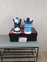 Чоловічі кросівки Nike Air Jordan 1 Retro сині з білим. Взуття чоловіче на осінь синя Найк Аїр Джордан Ретро 1, фото 6