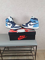 Чоловічі кросівки Nike Air Jordan 1 Retro сині з білим. Взуття чоловіче на осінь синя Найк Аїр Джордан Ретро 1, фото 7