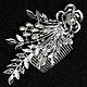 Гребінець сріблястий металевий для волосся з кристалами з великою перлиною квіточок пелюстки розмір 13х9 см - фото 1 - id-p1495094244