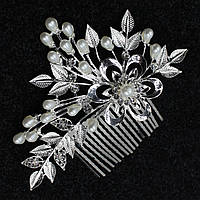 Гребінець сріблястий металевий для волосся зі стразами з великою перлиною великої квіточок розмір 13х9 см