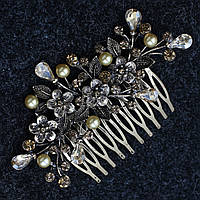 Гребінець для волосся бронзовий металевий із золотистими намистинами зі стразами квіточки розмір 9х4 см