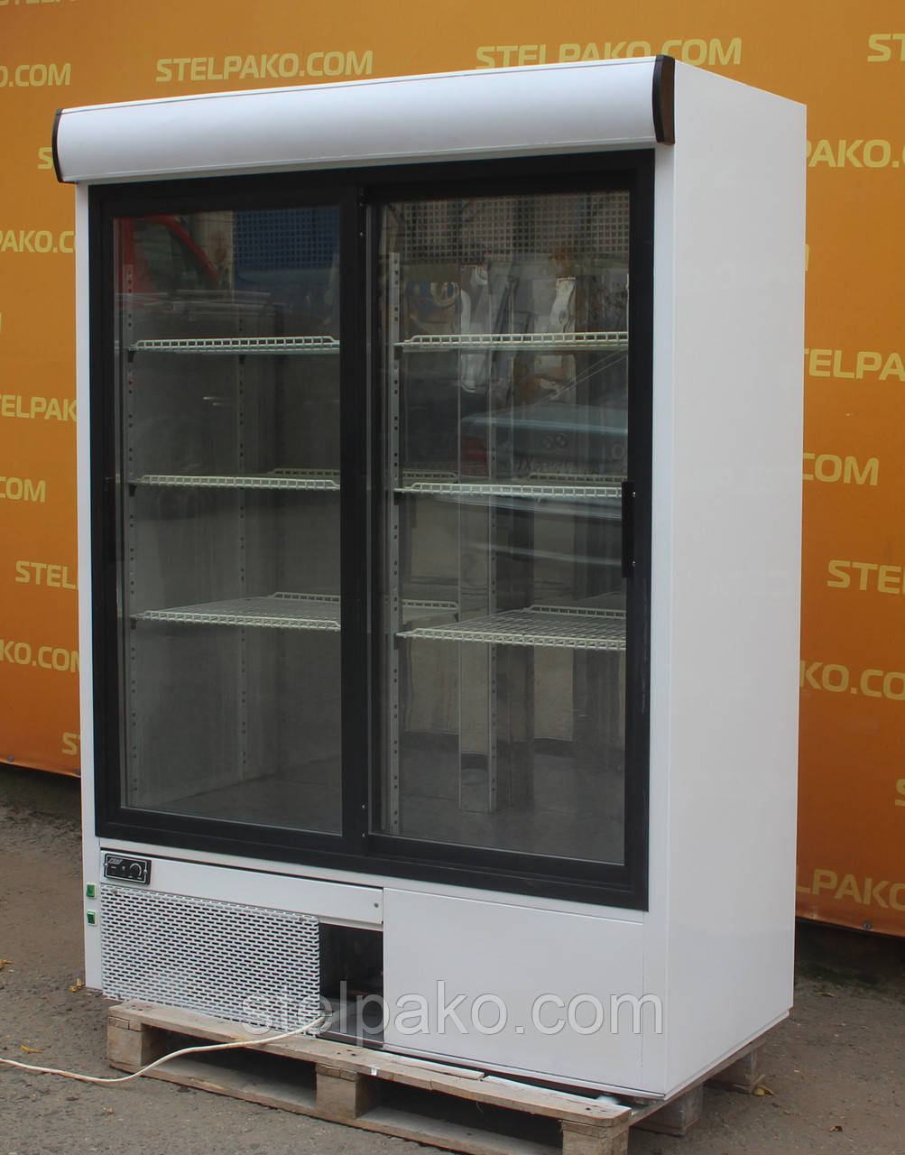 Холодильний шафа-вітрина купе "Cold SW-1400 DR" корисний об'єм 1400 л, (Польща), Б/у