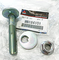 Розвальний болт Mitsubishi Lancer X (Міцубісі Лансер 10), Outlander XL з ексцентриком Оригінал MMC MN184101