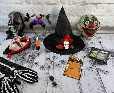 Хелловін (аксесуари, капелюхи, маски, брелоки, гірлянди)