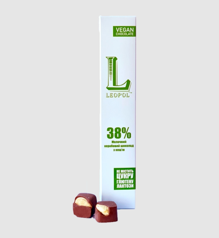 Молочний керобовий шоколад з кешью Leopol VEGAN 60 г