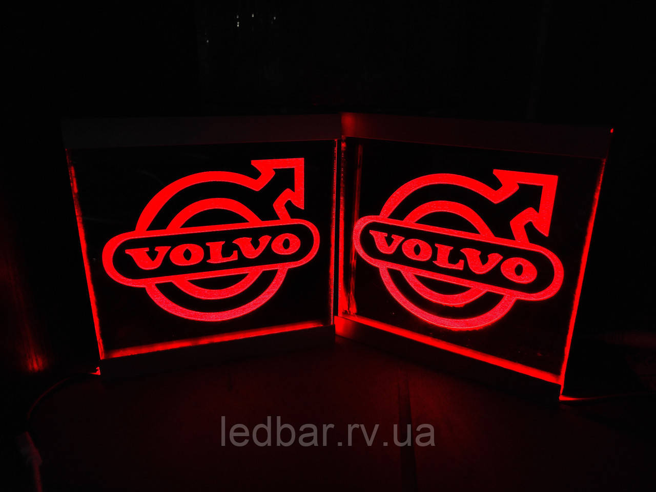 Світлодіодна табличка для вантажівки Volvo 15х15 см 2шт