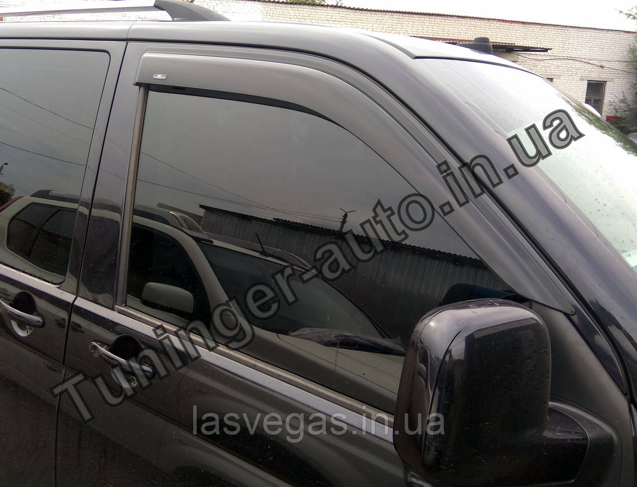 Вітровики, дефлектори вікон Volkswagen Transporter T5/T5+/T6 2003-/2010-/2015- (Ніс/Тайвань)