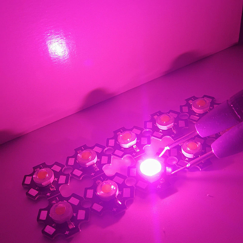 Фіто 3W Світлодіод для рослин УСКИ LED 400-840nm