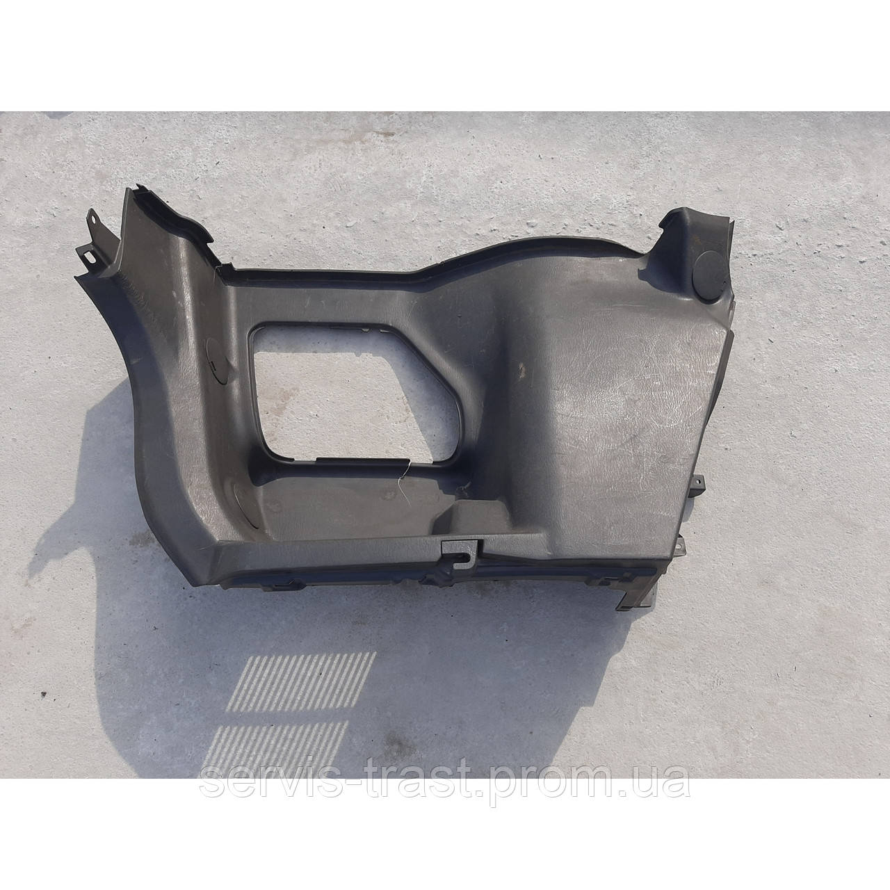 Карта багажника Mazda 323 хітчбек, фото 1