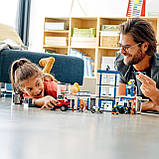 LEGO 60246 City Поліцейська дільниця лего сіті з 2 поліцейськими машинами, мотоциклом і дроном, звук, світло, фото 4