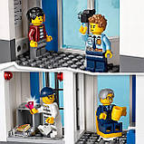 LEGO 60246 City Поліцейська дільниця лего сіті з 2 поліцейськими машинами, мотоциклом і дроном, звук, світло, фото 9