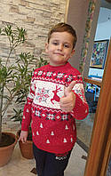 Червоний новорічний светр із оленями на хлопчиків