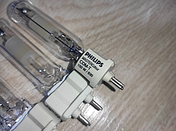 Лампа Philips MASTERColour CDM-T 150W / 830 G12 1CT