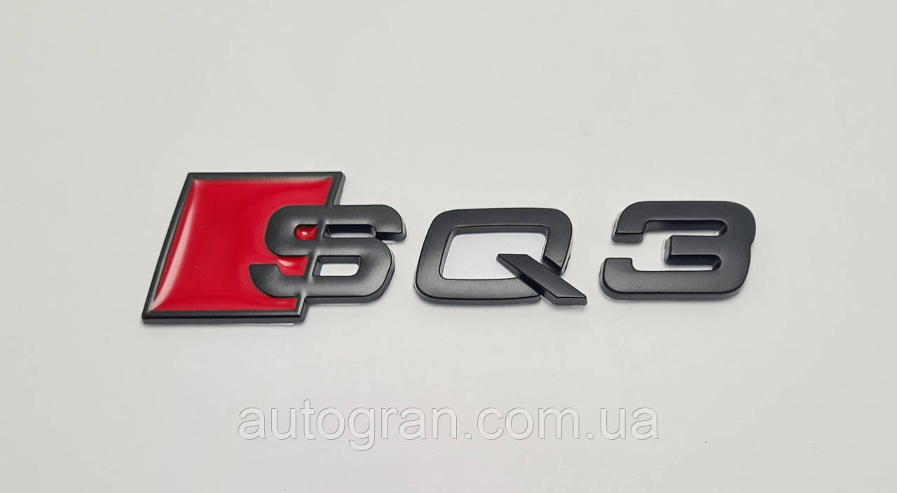 Емблема на кузов Audi SQ3 чорна матова
