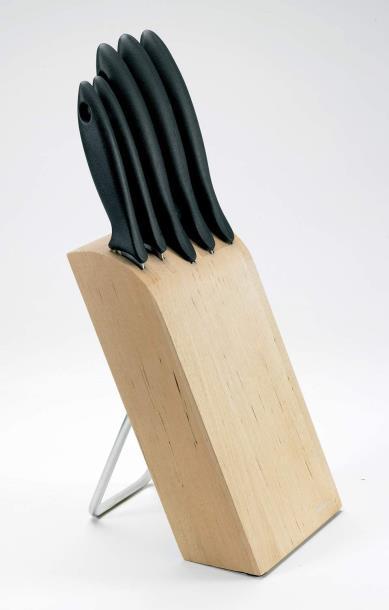 Набір 5 ножів в блоці Fiskars Essential 1023782, Финляндия