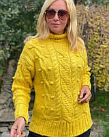 Модний жіночий светр великої в'язки жовтого кольору , розмір 46-54