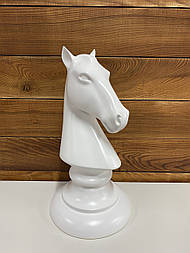 Скульптура з дерева кінь