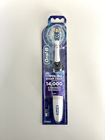 Зубна щітка Oral-B Cross Action 3D White на батарейці, B1010F