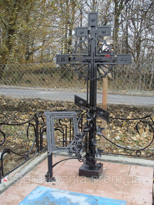 Кованый крест надгробный - фото 1 - id-p231366364