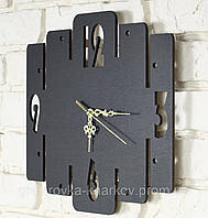 Часы настенные черные