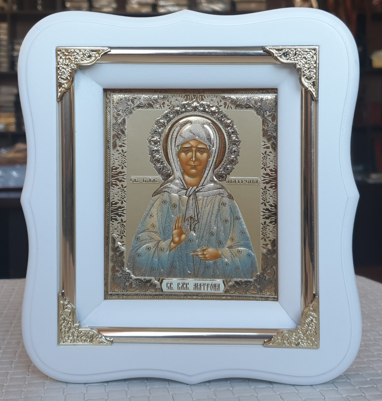 Ікона Свята Матрона в білому фігурному кіоті з декоративними куточками, розмір кіота 18*16 розмір ліка 10×12, фото 1