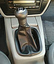 Ручка кпп з чохлом лаштунки 5 ступенів VW Volkswagen Passat B5 1996-1999 р. в. чорна, фото 9