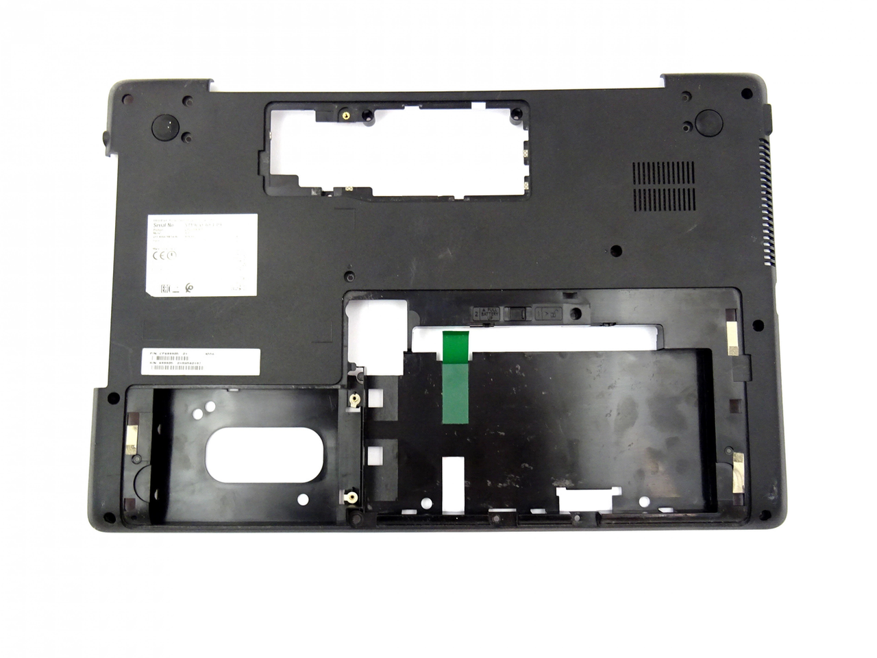 Fujitsu Lifebook A556 Корпус D (нижня частина корпусу) б/в