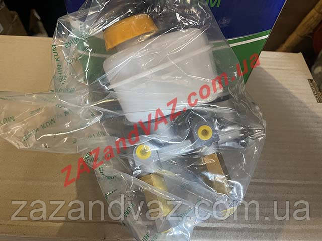 Циліндр гальмівний головний з бачком Ланос 1.5 Lanos 1.5 Сенс Sens Shin Kum