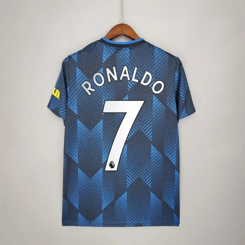 

Дитяча футбольна форма манчестер юнайтед ronaldo (роналдо нанесення 100 грн) резервна