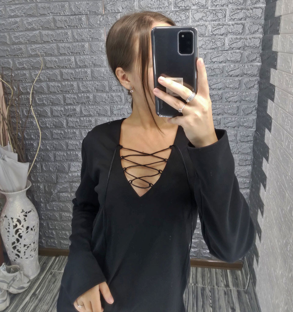 Жіноча кофта зі шнурівкою на груді,РОЗМІР ТІЛЬКИ 46, фото 1