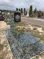 Памятник из гранита купить Житомир (Образец 0810) 1