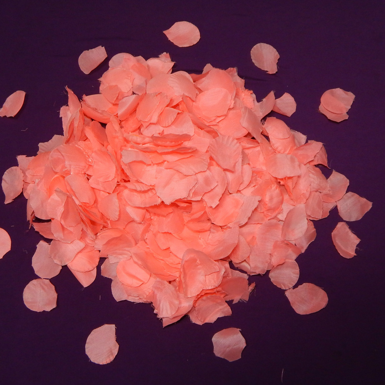 Конфетти Лепестки роз тканевые 1 кг (розовые) - фото 1 - id-p231747743