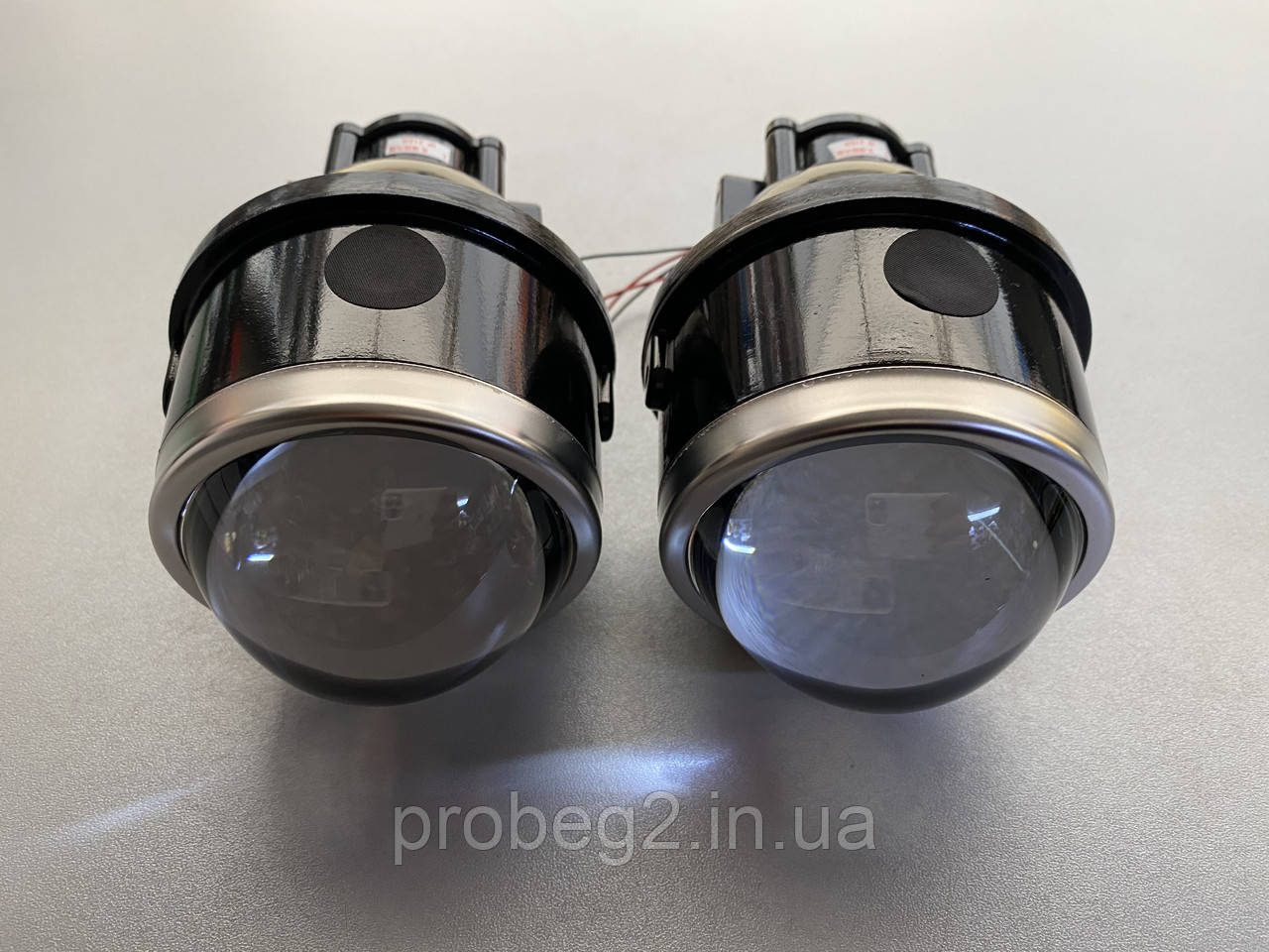 Бі-ксенонові лінзи ВТФ Сyclon BF-2 шт 3.0