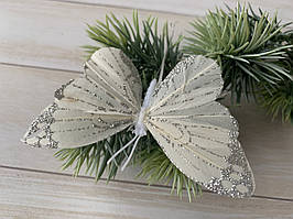 Декоративний метелик з пір'я зі сріблом, 10х5 см