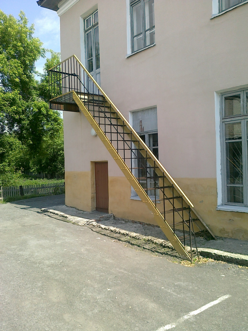 Евакуаційні сходи в дитячих садках