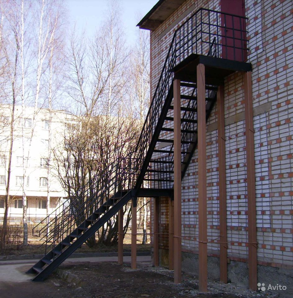 Встановлення евакуаційних драбин