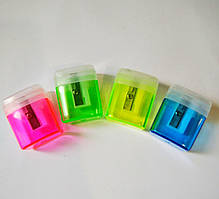 Чинка пластикова фрукти | стругачка для олівців | чинка з контейнером | чинка | точілка |