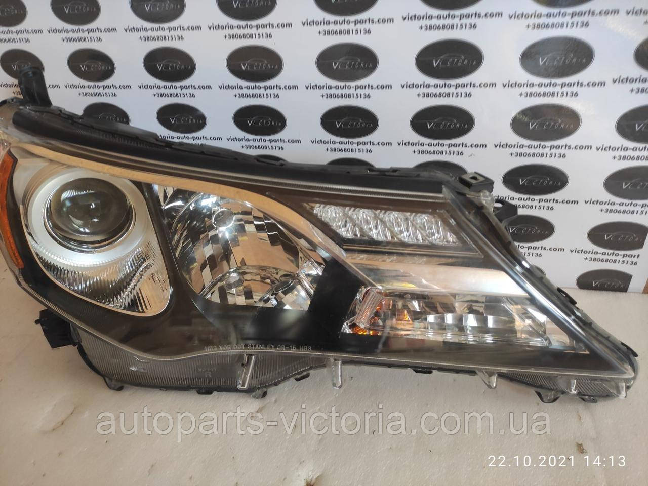 Фара США права на Toyota Rav 4 2013-2015 БУ оригінал 81130-42592