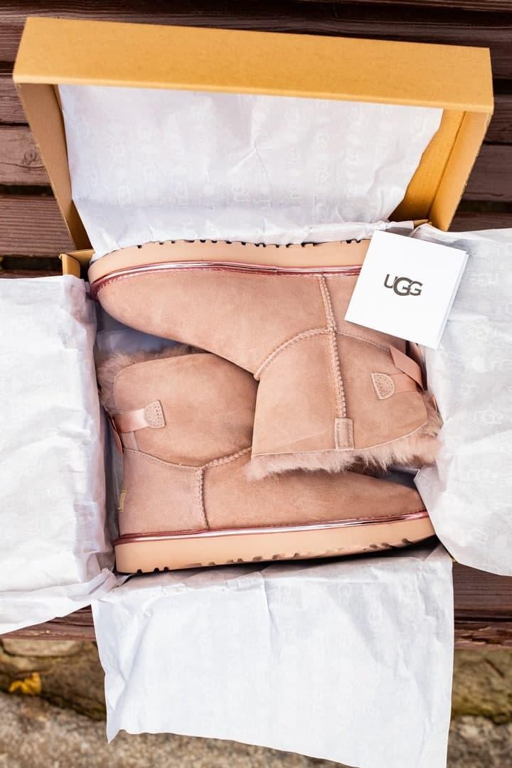 Ugg satin 2024 bow mini
