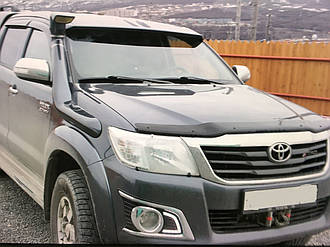 Козирок кепка на лобове скло Toyota Hilux 2011-2015 г. Тойота Хайлюкс