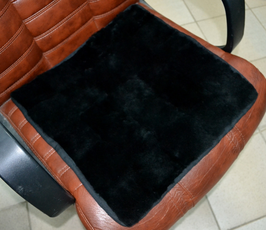 Хутряні Накидки на крісло (з шматків)