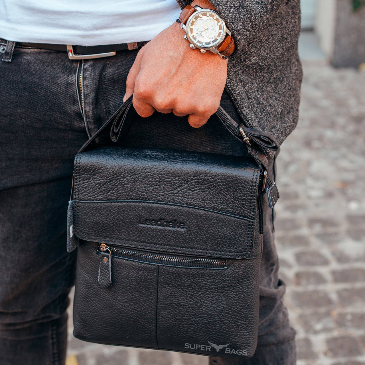 

Мужская кожаная сумка Tiding Bag 713921 черная, Черный